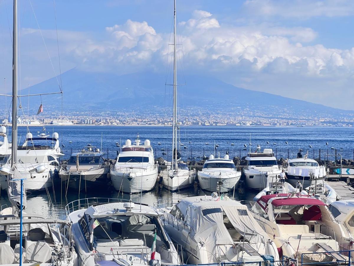 Residenza Borgo Marinaro Lägenhet Neapel Exteriör bild